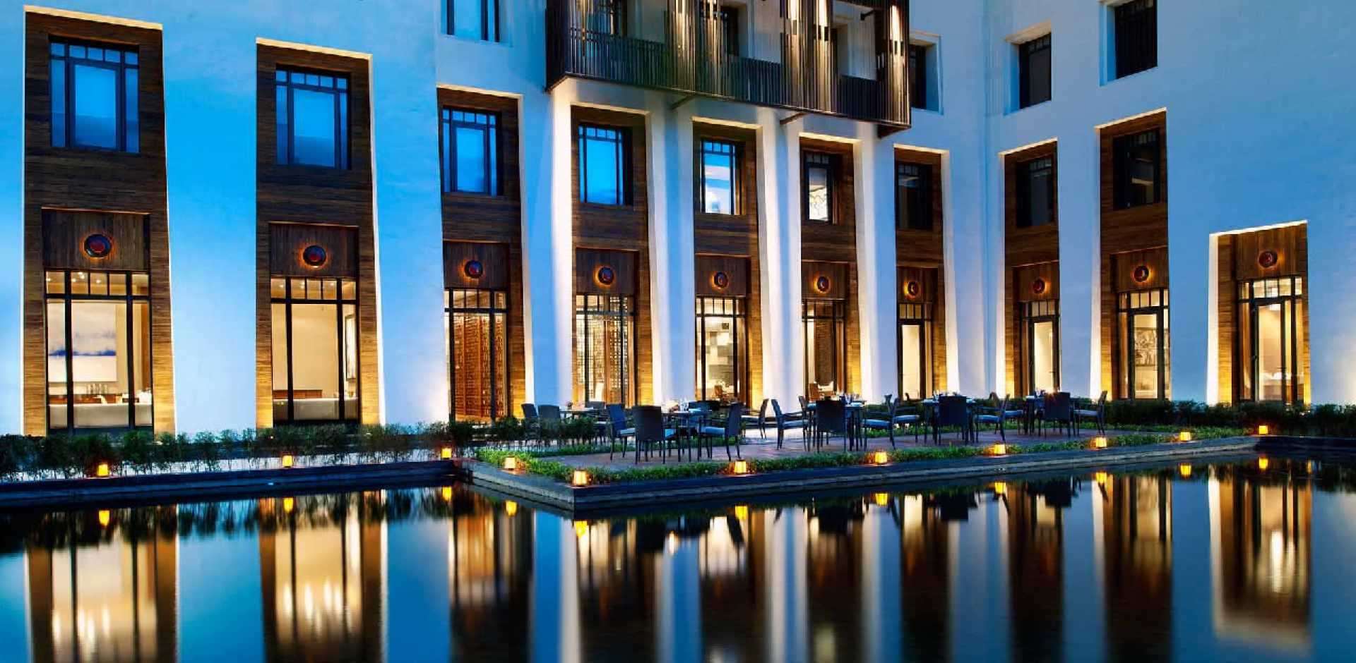 St. Regis Lhasa pool